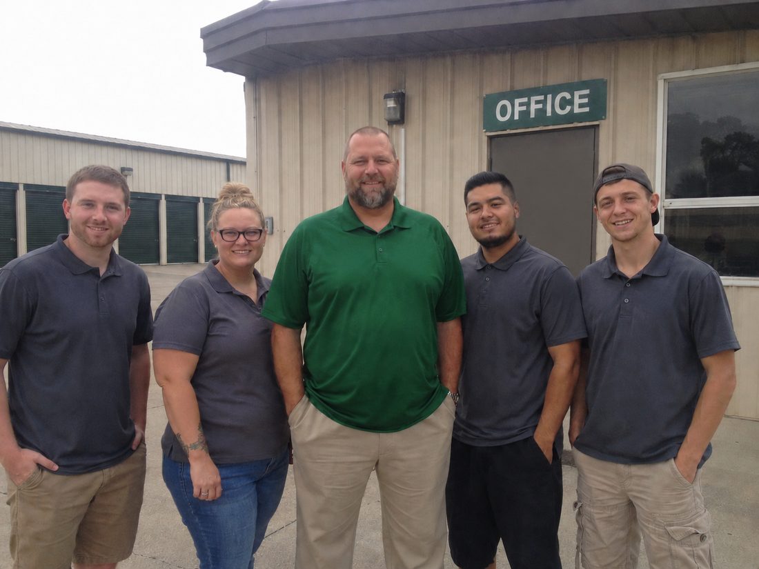 Pest control professionals in Indianapolis, IN